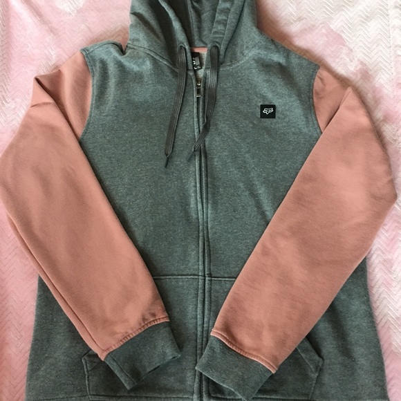 Fox Tops - EUC Fox hoodie